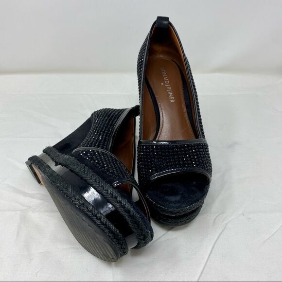 Donald J Pliner Sparkly Wedges- Size 5.5 - Picture 10 of 13